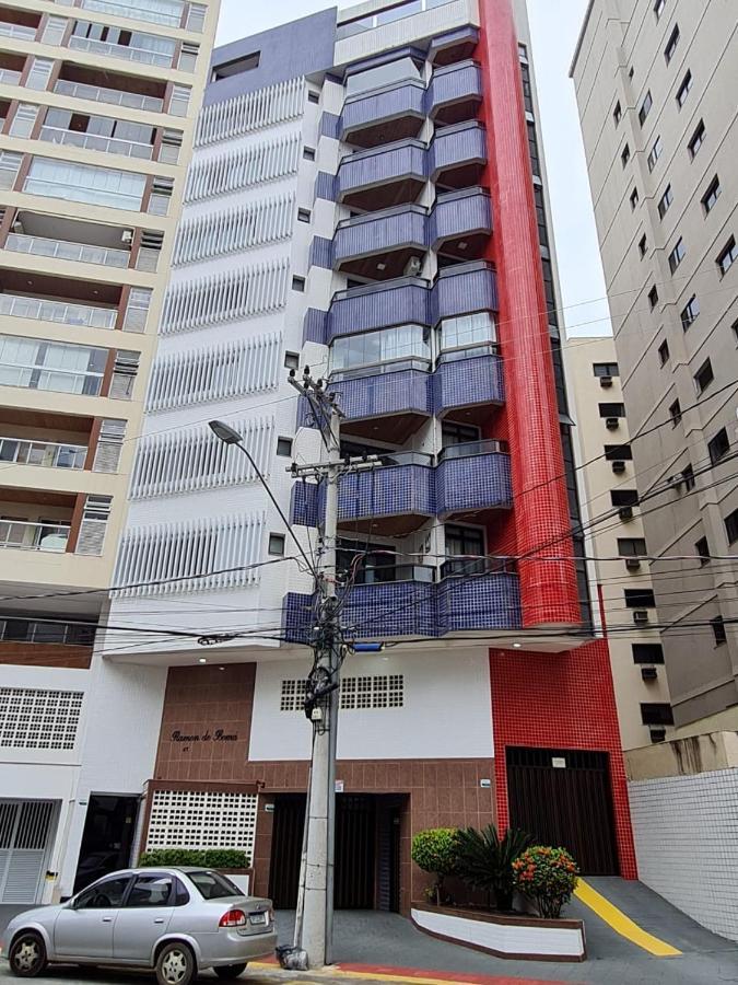 Apt Encantador Centro Guarapari, Completo, 50 M Da Praia Exterior photo